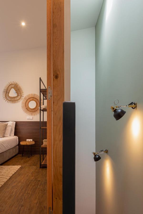 Orm- Fontainhas 01 & 02 Apartments Porto Luaran gambar