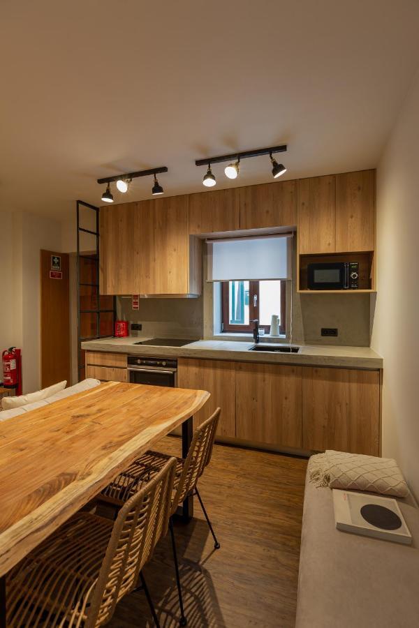 Orm- Fontainhas 01 & 02 Apartments Porto Luaran gambar